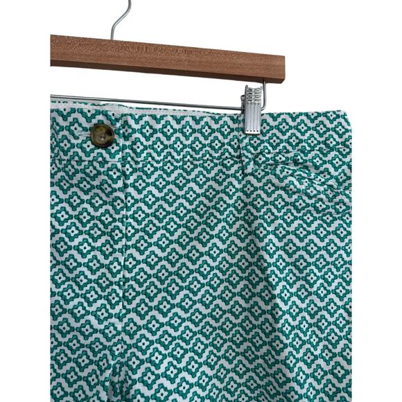 Lands End Chino Shorts Womens Size 16 Green Cotton Blend 6” - Picture 4 of 4